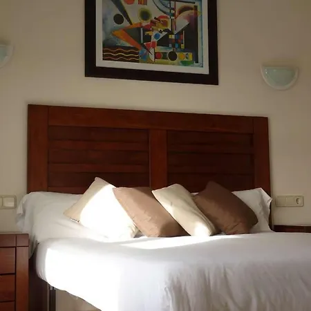 Playa Blanca Sleeps 6 Wifi T691309 ヴィラ
